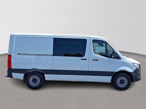 New 2025 Mercedes-Benz Sprinter 2500 image 4