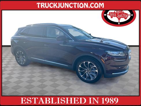 Used 2021 Lincoln Nautilus Reserve w/ Equipment Group 201A FWD image 1