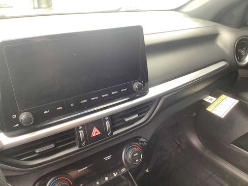 Used 2024 Kia Forte GT-Line FWD image 17