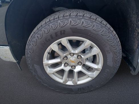 Used 2026 Chevrolet Silverado 1500 LT AWD/4WD image 24