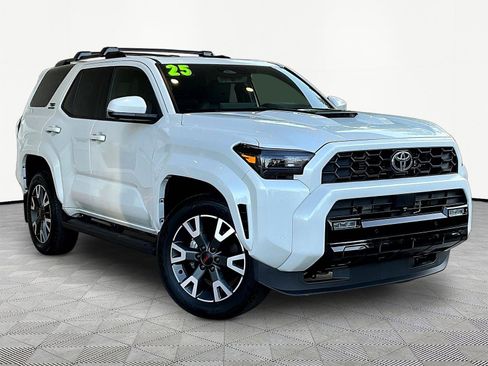 Used 2025 Toyota 4Runner TRD Sport Premium AWD/4WD image 3