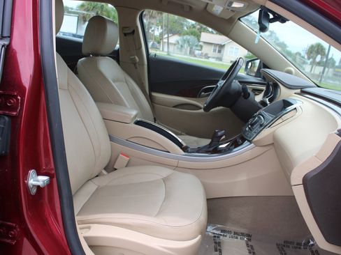 Used 2011 Buick LaCrosse CXS FWD image 26