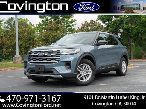 Used 2025 Ford Explorer Active RWD image 1