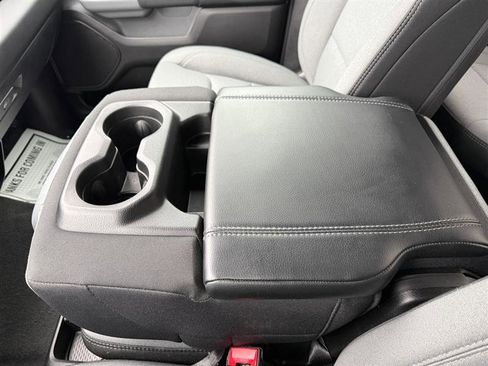 Used 2022 RAM 1500 Big Horn RWD image 27