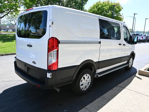 Used 2024 Ford Transit 250 Low Roof w/ Exterior Upgrade Package RWD image 4