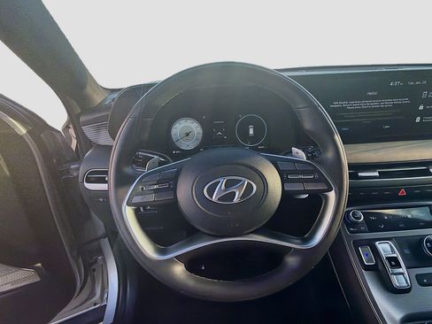 Used 2024 Hyundai Palisade Calligraphy image 8