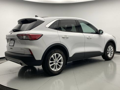 Used 2020 Ford Escape SE FWD image 5