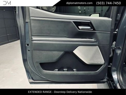 Used 2025 GMC Sierra EV Denali AWD/4WD image 27