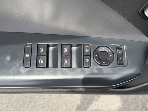 Used 2025 Kia K4 FWD image 17