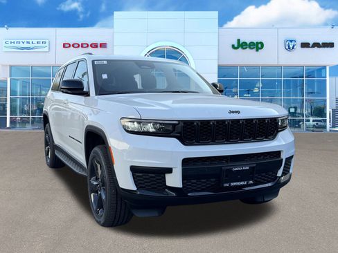 New 2025 Jeep Grand Cherokee L Altitude image 2