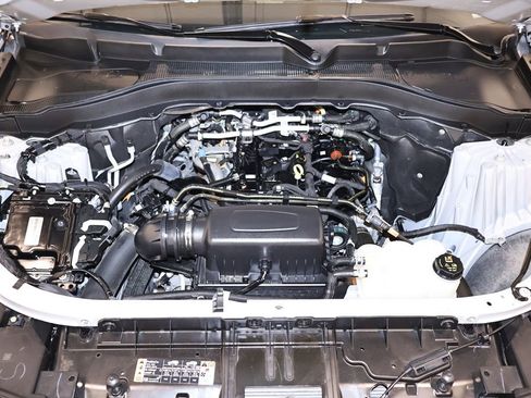 Certified 2023 Ford Explorer XLT w/ Equipment Group 202A image 44