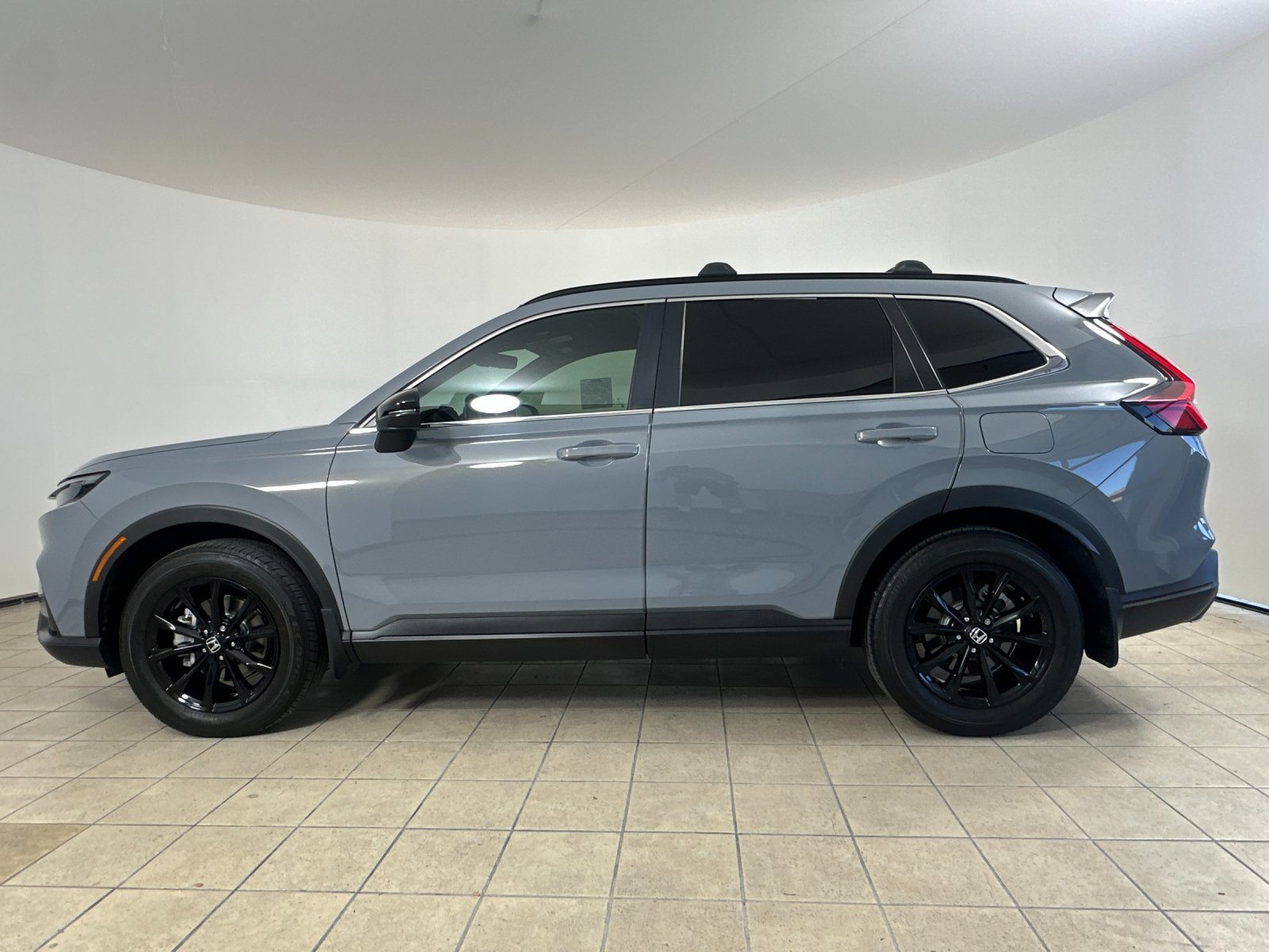 Used 2025 Honda CR-V Sport-L image 3