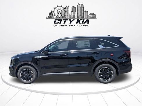 New 2026 Kia Sorento S FWD image 4