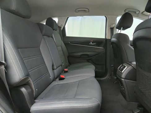 Used 2019 Kia Sorento LX w/ Option Group 020 image 27