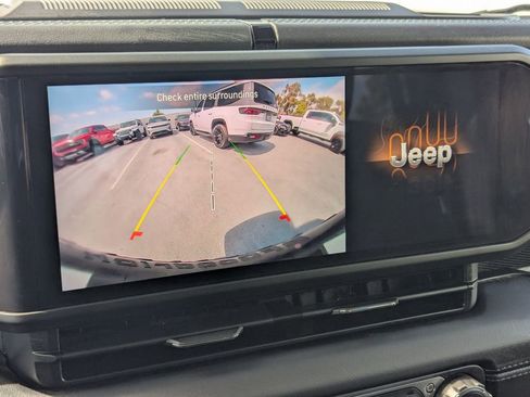 Used 2024 Jeep Wrangler Unlimited Rubicon 4xe image 22