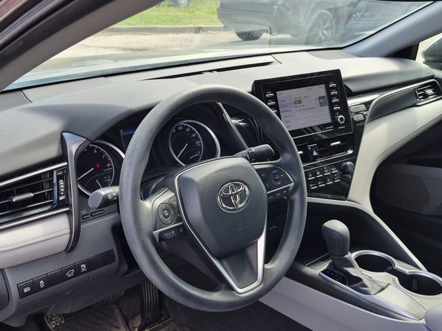 Used 2021 Toyota Camry LE FWD image 9