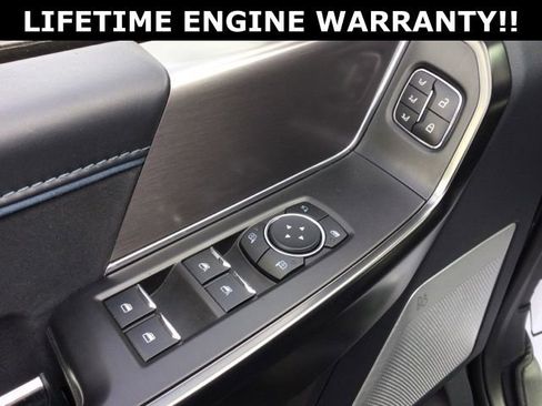 Used 2024 Ford F150 Platinum w/ Equipment Group 702A High image 9