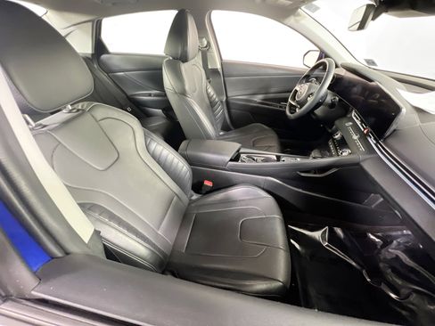 Used 2023 Hyundai Elantra Limited w/ Cargo Package FWD image 28