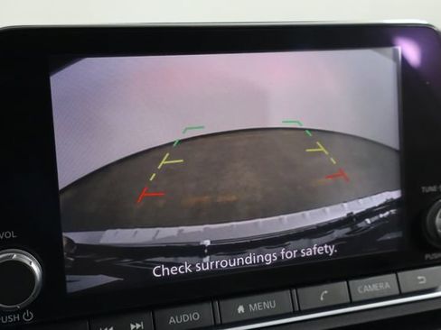 Used 2022 Nissan Altima 2.5 SV FWD image 34