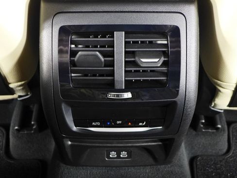 Used 2023 BMW X3 sDrive30i w/ Convenience Package RWD image 24