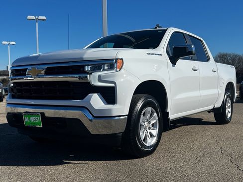 Used 2025 Chevrolet Silverado 1500 LT image 10