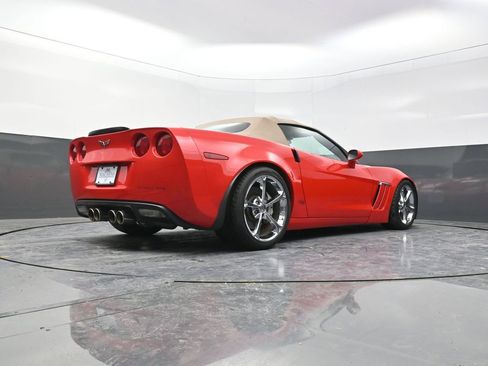 Used 2010 Chevrolet Corvette Grand Sport w/ Preferred Equipment Group image 27