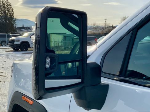 New 2026 GMC Sierra 3500 AT4 image 16