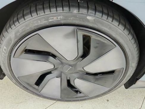 Used 2024 Lucid Air Touring AWD/4WD image 60