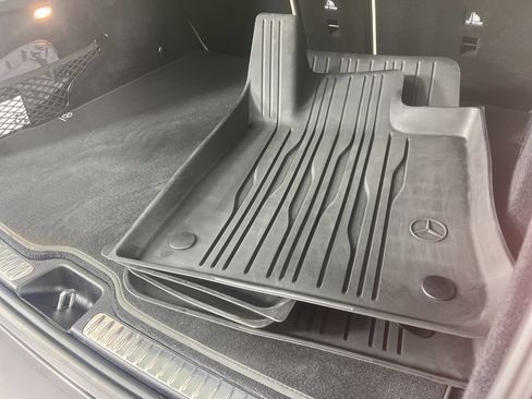 Certified 2024 Mercedes-Benz GLC 300 4MATIC image 18