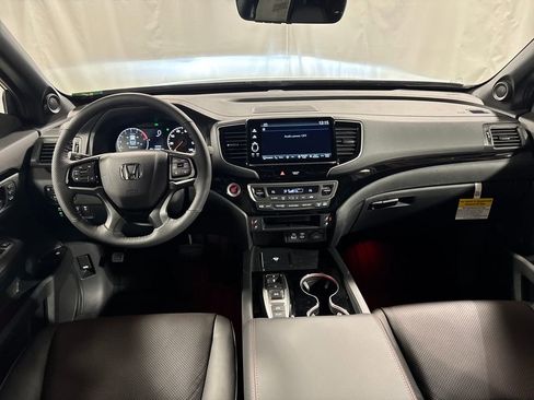 New 2026 Honda Ridgeline Black Edition image 4