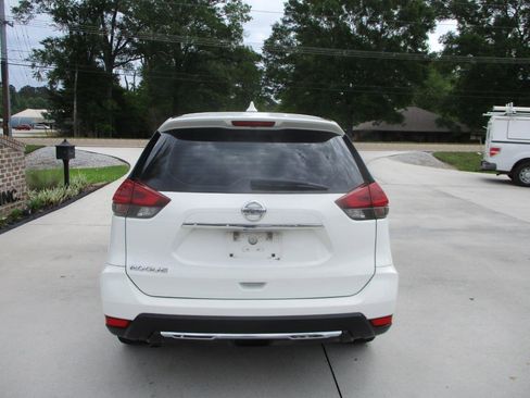 Used 2019 Nissan Rogue S image 23