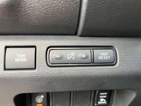 New 2026 Nissan Frontier PRO-4X w/ Pro-4x Convenience Package AWD/4WD image 13