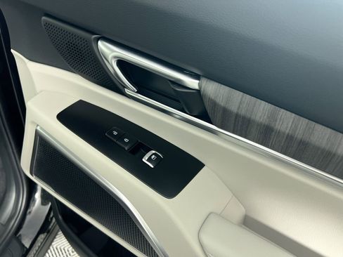 New 2025 Kia Telluride EX w/ EX Captain's Chair Package image 34