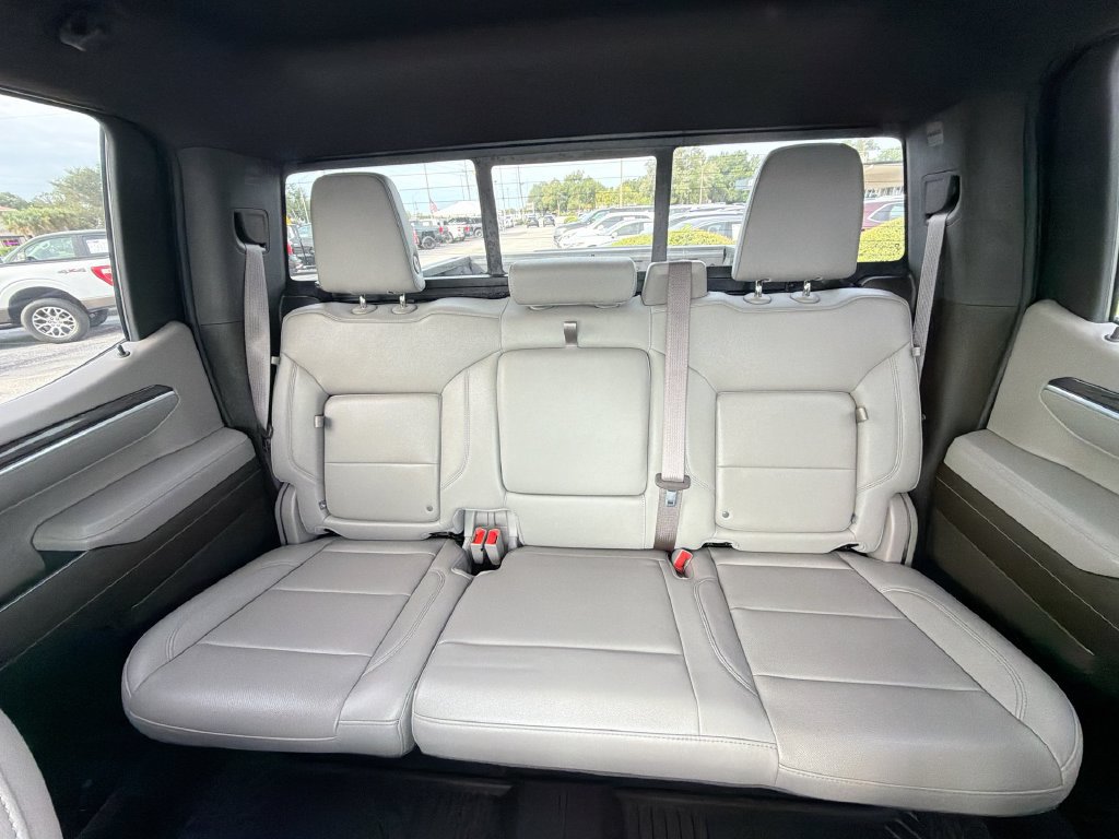 Certified 2022 Chevrolet Silverado 1500 LTZ w/ LTZ Premium Package AWD/4WD image 15