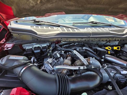 Used 2019 Ford F350 Lariat w/ Lariat Value Package AWD/4WD image 19