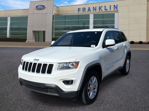 Used 2014 Jeep Grand Cherokee Laredo w/ 18" Wheel & 8.4" Radio Group AWD/4WD image 3