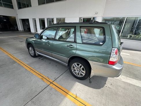 Used 2007 Subaru Forester 2.5X L.L. Bean AWD/4WD image 4