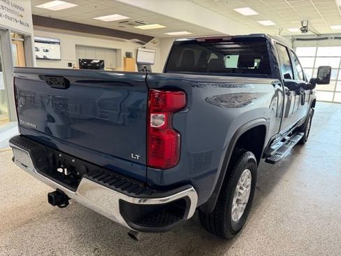 Used 2026 Chevrolet Silverado 3500 LT w/ Convenience Package image 5