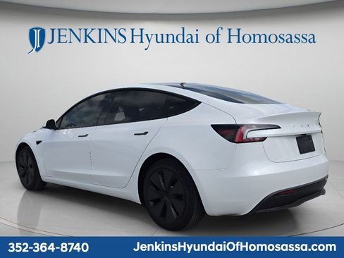 Used 2025 Tesla Model 3 RWD image 8