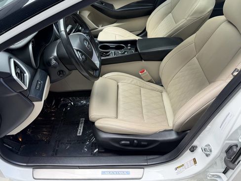 Used 2023 Nissan Maxima Platinum w/ Sport Mat Group image 14