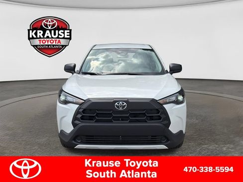 Used 2026 Toyota Corolla Cross L FWD image 2