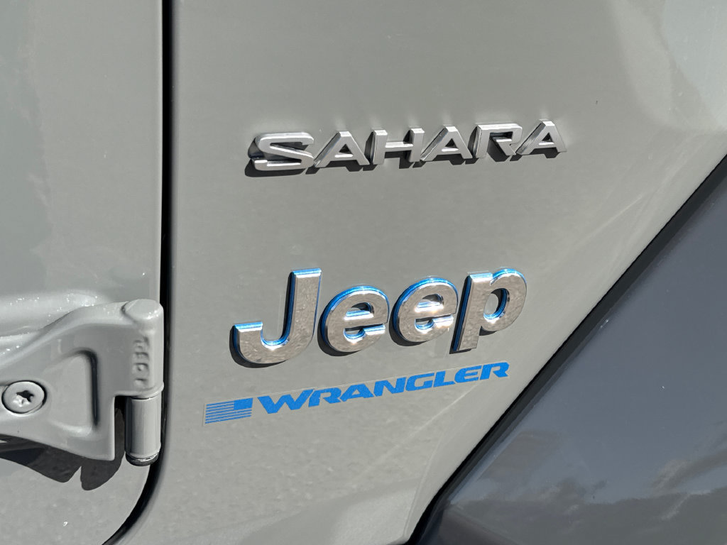 Certified 2023 Jeep Wrangler Unlimited Sahara AWD/4WD image 8