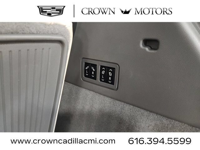 Certified 2024 Cadillac XT6 Premium Luxury w/ LPO, Floor Liner Package AWD/4WD image 29
