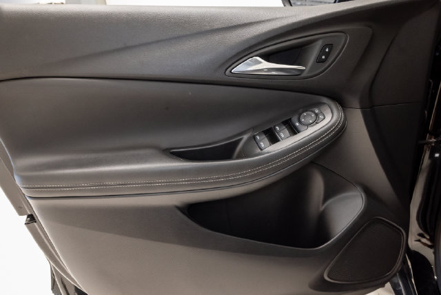 Used 2025 Buick Encore GX Preferred FWD image 8