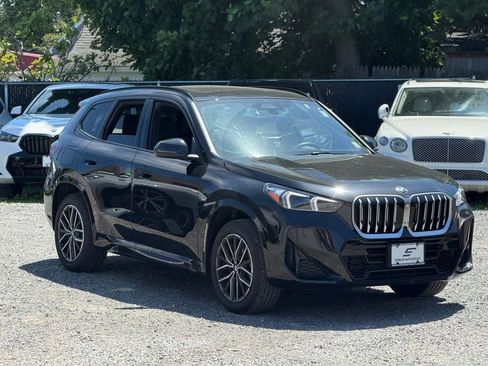 Used 2026 BMW X1 xDrive28i AWD/4WD image 1