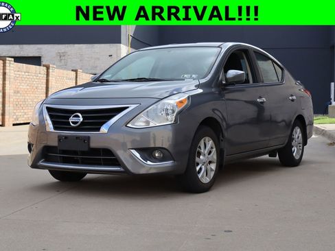 Used 2018 Nissan Versa SV w/ SV Special Edition FWD image 1