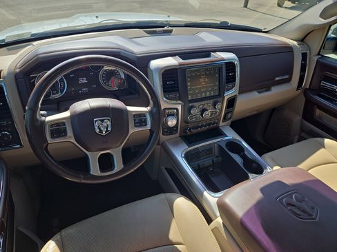 Used 2016 RAM 1500 Laramie w/ Convenience Group AWD/4WD image 15