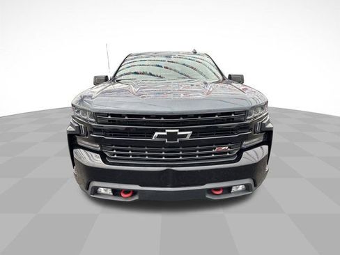 Used 2019 Chevrolet Silverado 1500 LT Trail Boss image 2