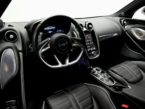 Used 2025 McLaren GTS image 16