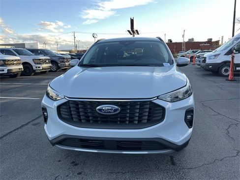 New 2026 Ford Escape SE image 8